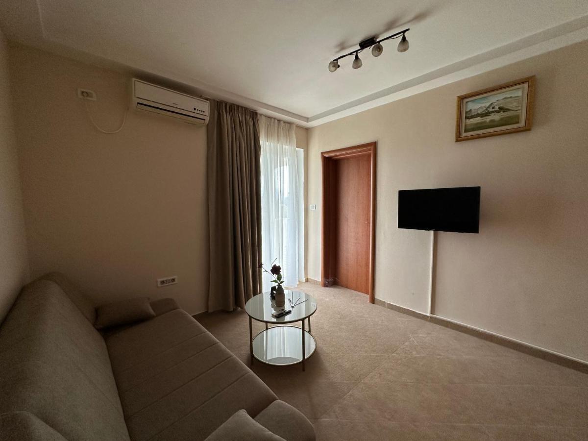 Vila Danica Tivat Exterior photo