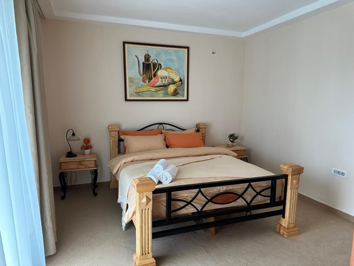 Vila Danica Tivat Exterior photo
