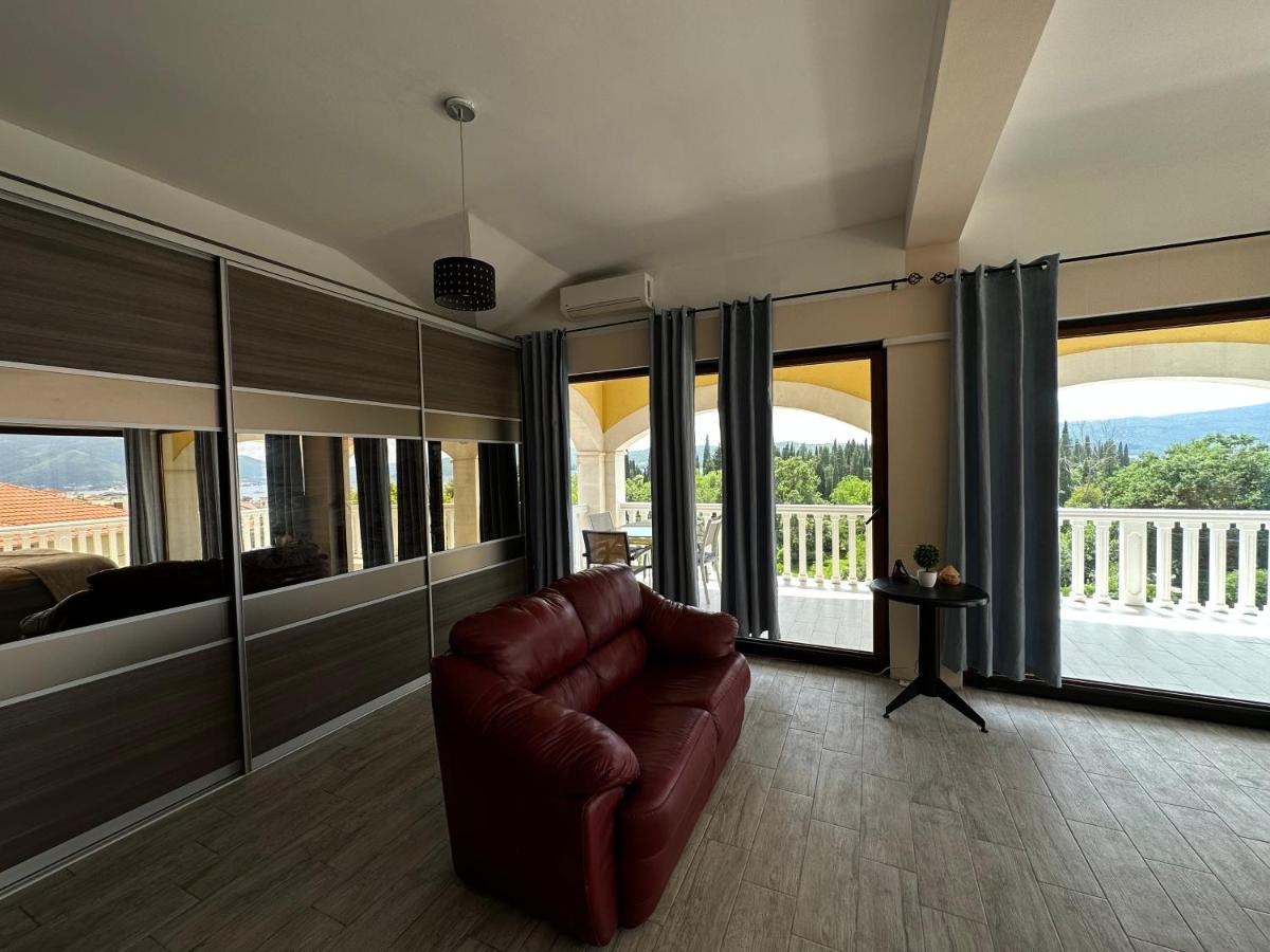 Vila Danica Tivat Exterior photo