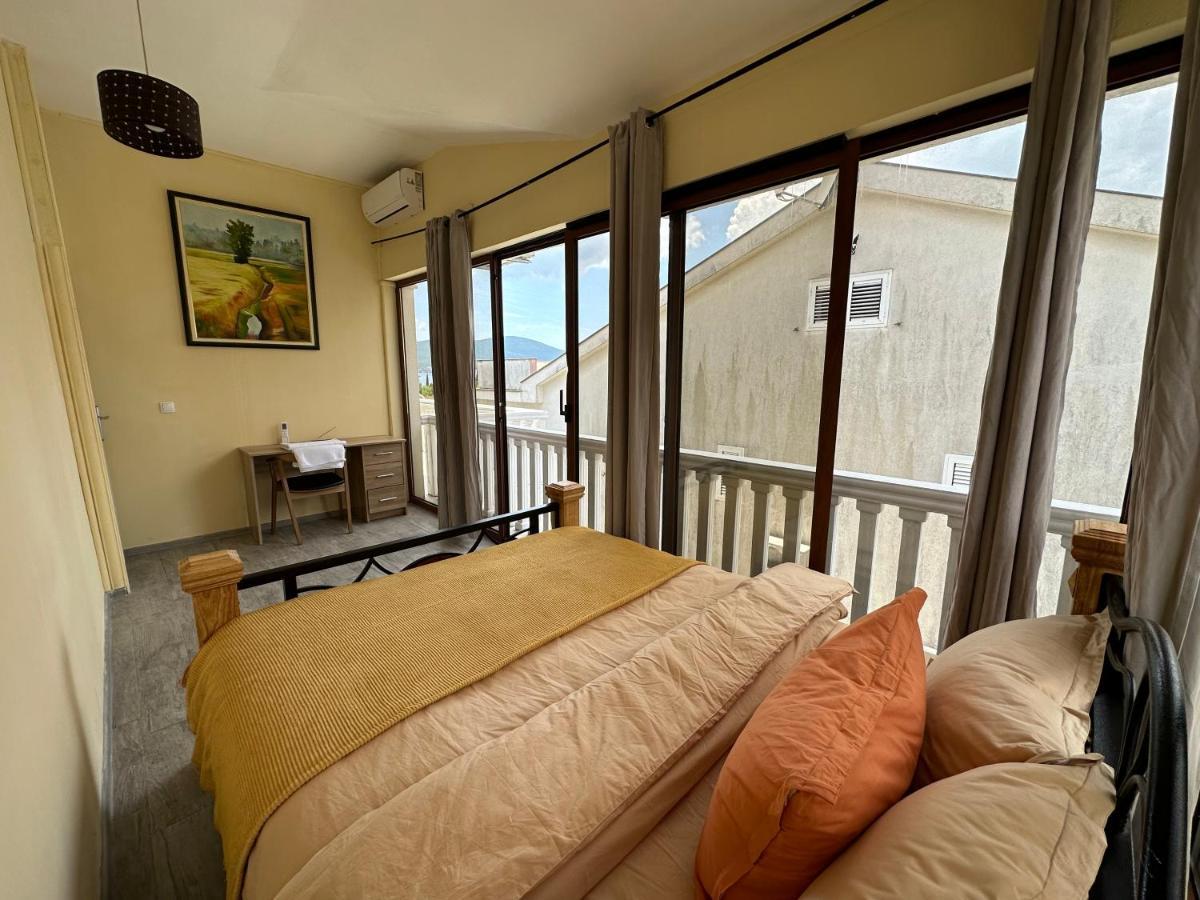 Vila Danica Tivat Exterior photo