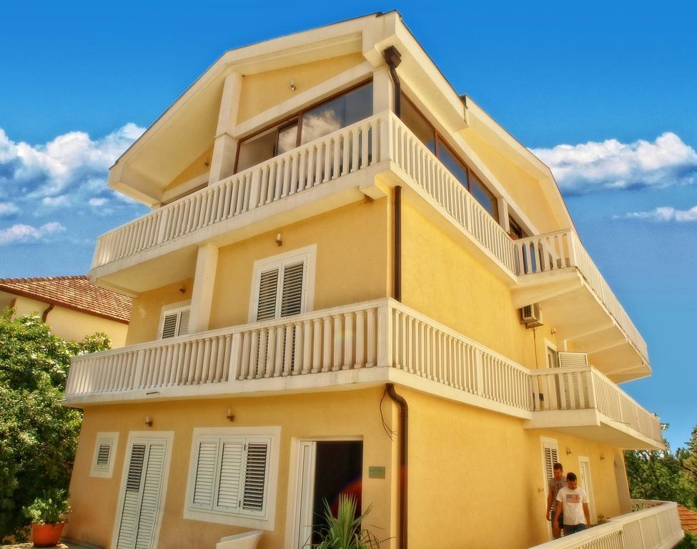 Vila Danica Tivat Exterior photo