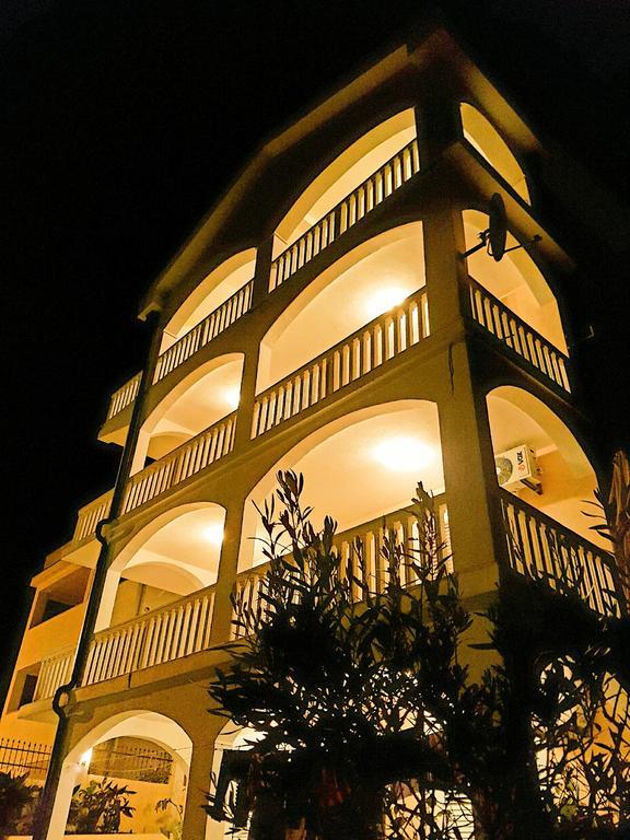 Vila Danica Tivat Exterior photo