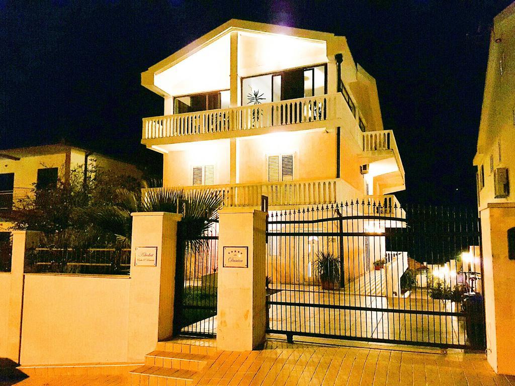 Vila Danica Tivat Exterior photo